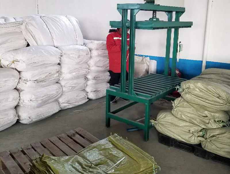 标(biao)準包(bao)