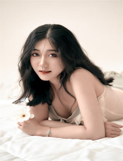 解码黑色电影《刑警博客》背后的故事与启示——从专业影评人视角